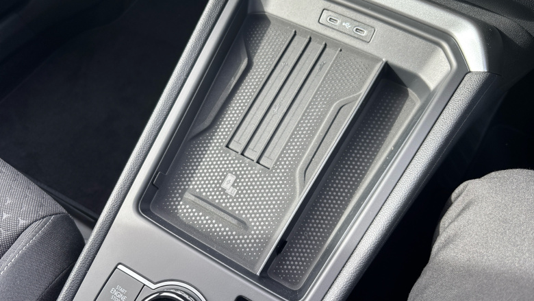 Volkswagen T-Roc 1.5 eTSI Life 5dr DSG Petrol Hatchback